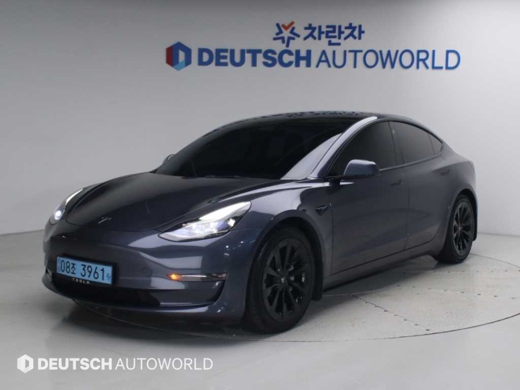 테슬라 모델 3 롱 레인지 이미지 1