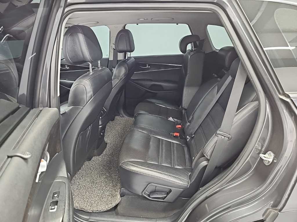 기아 쏘렌토 올 뉴 쏘렌토 디젤 2WD 2.0 노블레스 스페셜 이미지 12