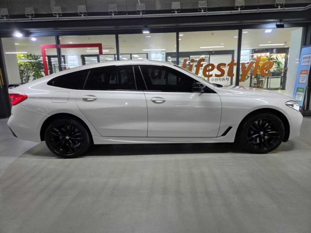 BMW 그란투리스모 6시리즈 GT (G32) 630D XDRIVE M 스포츠 이미지 3