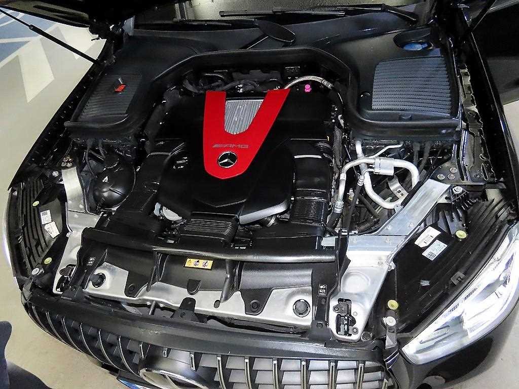 벤츠 GLC 클래스 GLC클래스 X253 AMG GLC 43 4MATIC 쿠페 이미지 19
