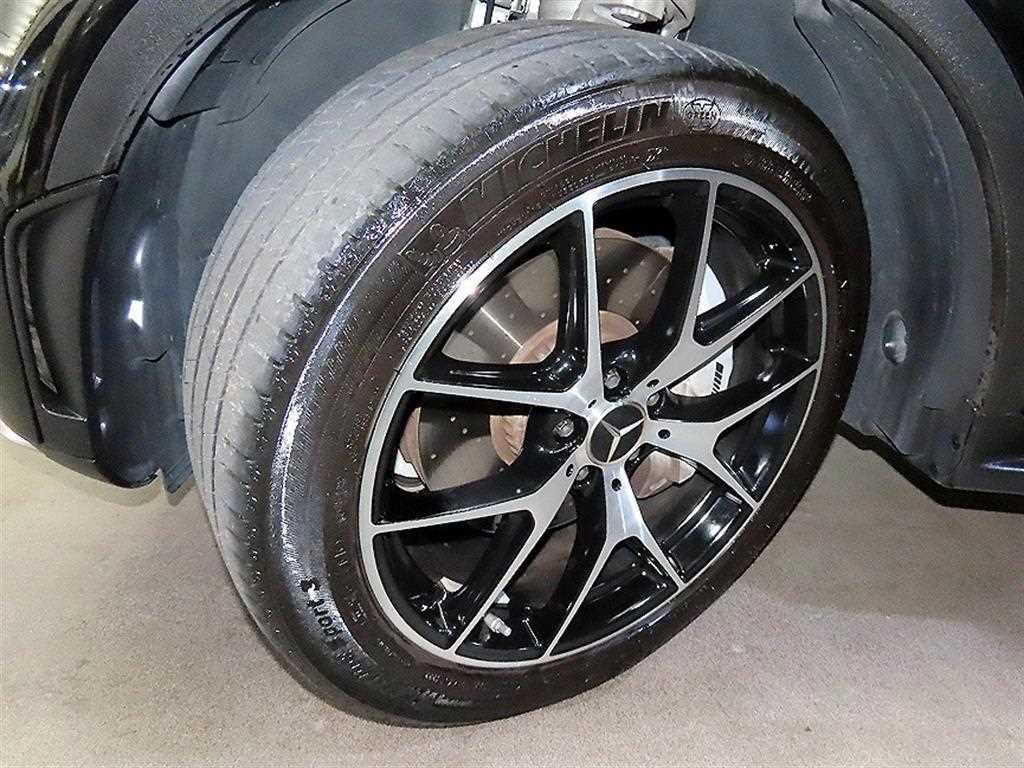 벤츠 GLC 클래스 GLC클래스 X253 AMG GLC 43 4MATIC 쿠페 이미지 20