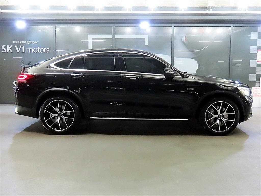 벤츠 GLC 클래스 GLC클래스 X253 AMG GLC 43 4MATIC 쿠페 이미지 3