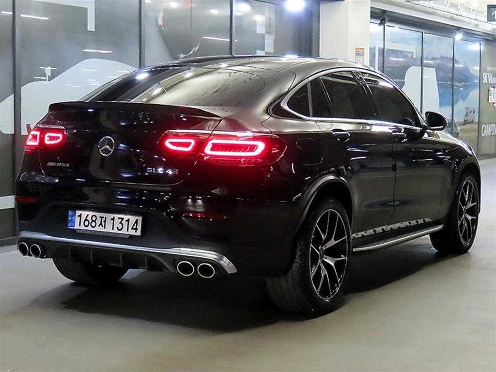 벤츠 GLC 클래스 GLC클래스 X253 AMG GLC 43 4MATIC 쿠페 이미지 4