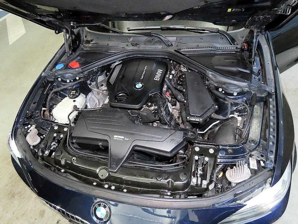 BMW 4시리즈 4시리즈 (F32) 420d 그란쿠페 럭셔리 이미지 19