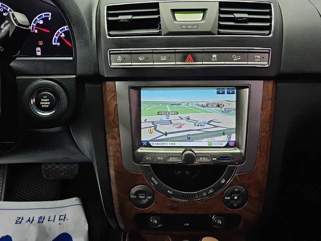 KG모빌리티(쌍용) 렉스턴 렉스턴W 2.2 4WD RX7 럭셔리 이미지 10