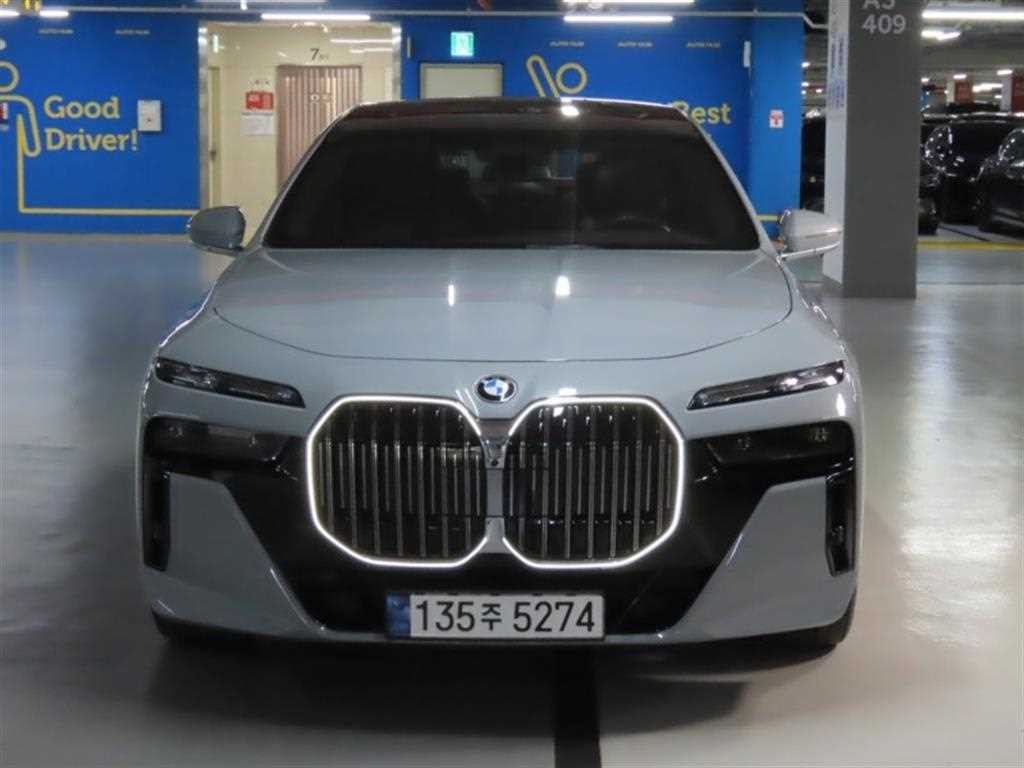 BMW 7시리즈 7시리즈 (G70) 740i sDrive M 스포츠 이미지 1