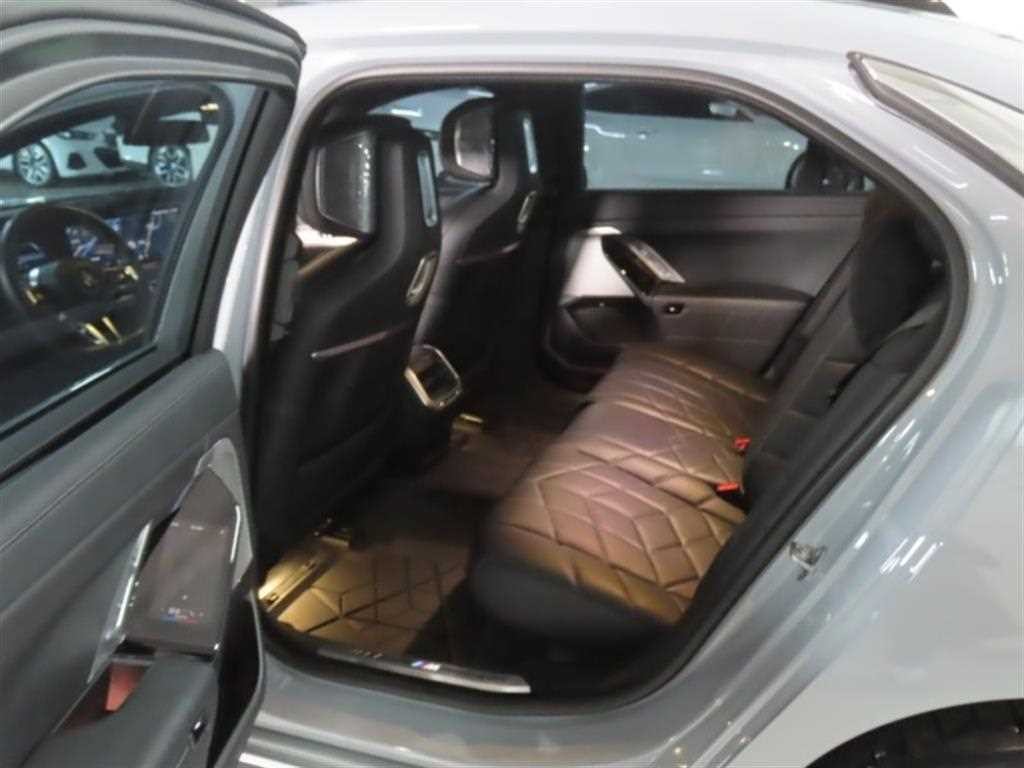 BMW 7시리즈 7시리즈 (G70) 740i sDrive M 스포츠 이미지 14