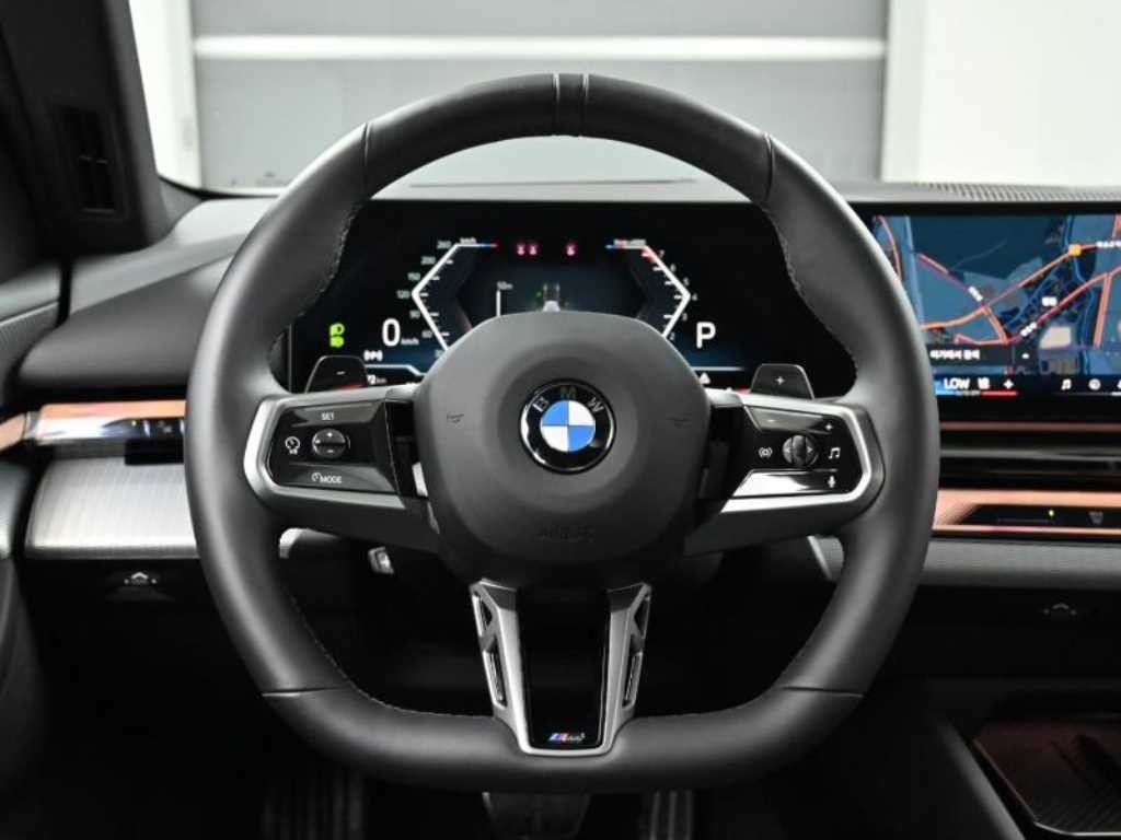 BMW 5시리즈 5시리즈 (G60) 530i xDrive M 스포츠 이미지 13