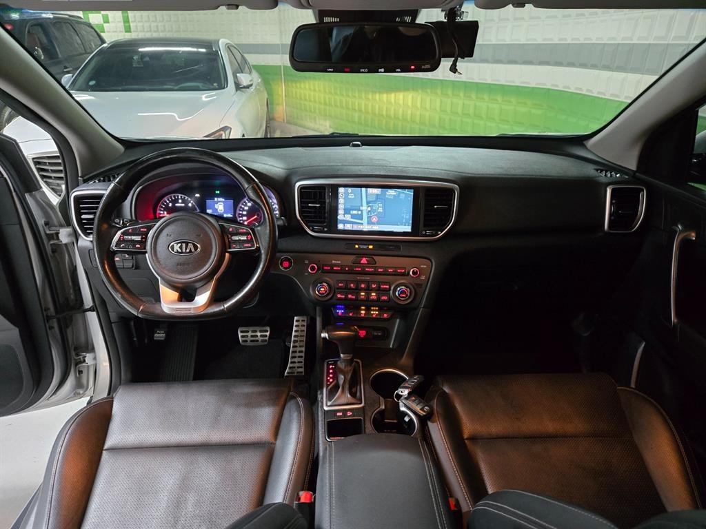 기아 스포티지 스포티지 더 볼드 2.0 디젤 2WD 프레스티지 이미지 8