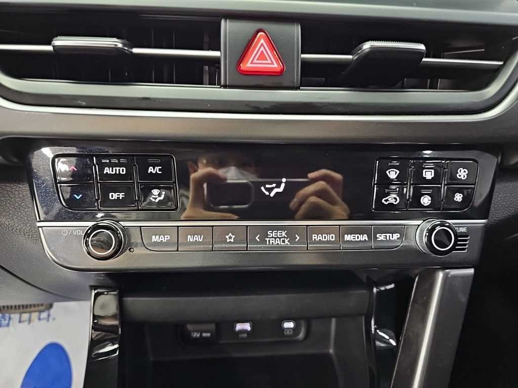 기아 셀토스 더 뉴 셀토스 가솔린 2.0 4WD 프레스티지 이미지 10