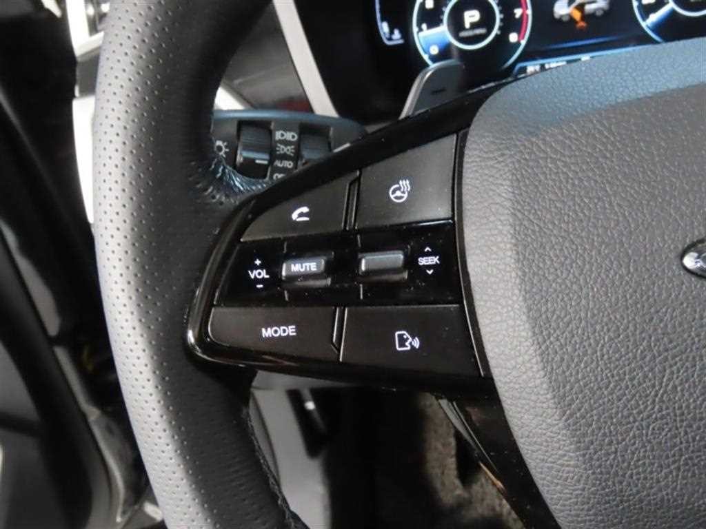 KG모빌리티(쌍용) 코란도 뷰티풀코란도 2WD 가솔린 1.5 C5 이미지 11