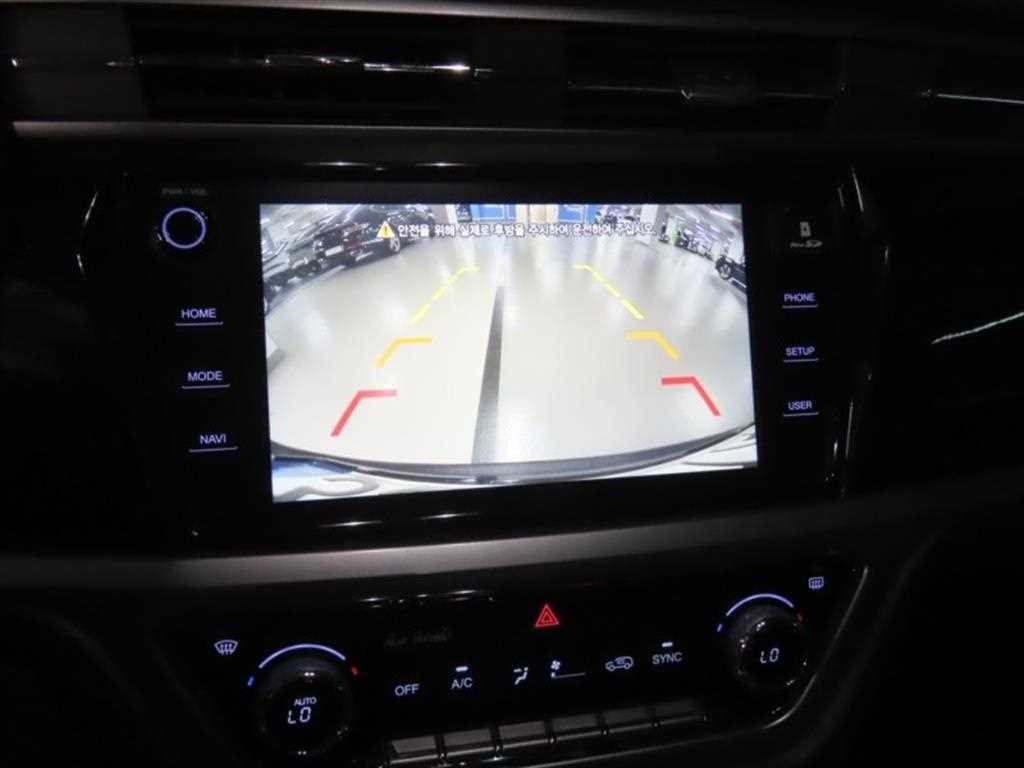 KG모빌리티(쌍용) 코란도 뷰티풀코란도 2WD 가솔린 1.5 C5 이미지 9