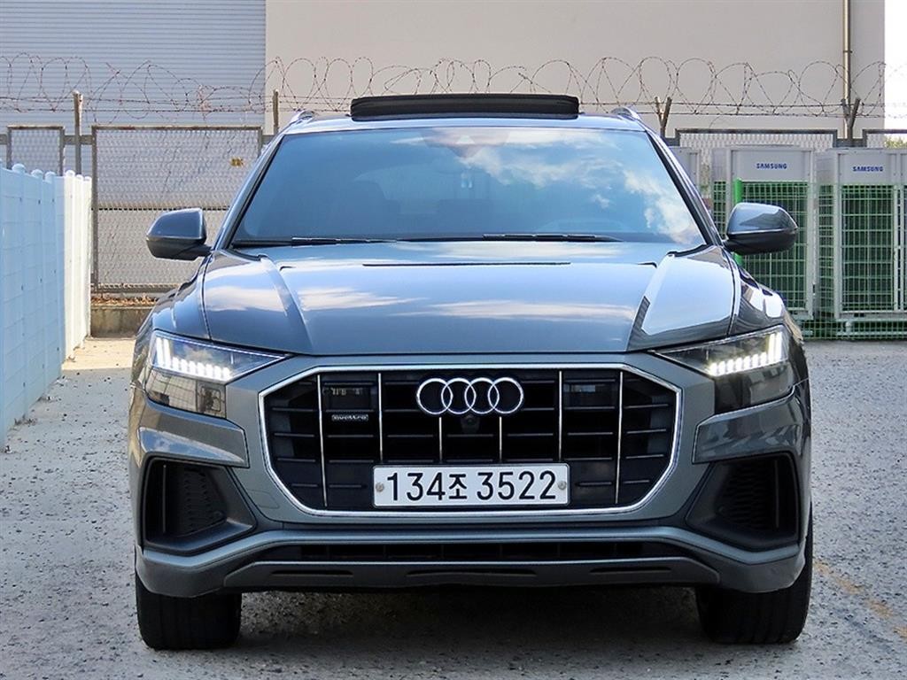 아우디 Q8 50 TDI 콰트로 프리미엄 이미지 1