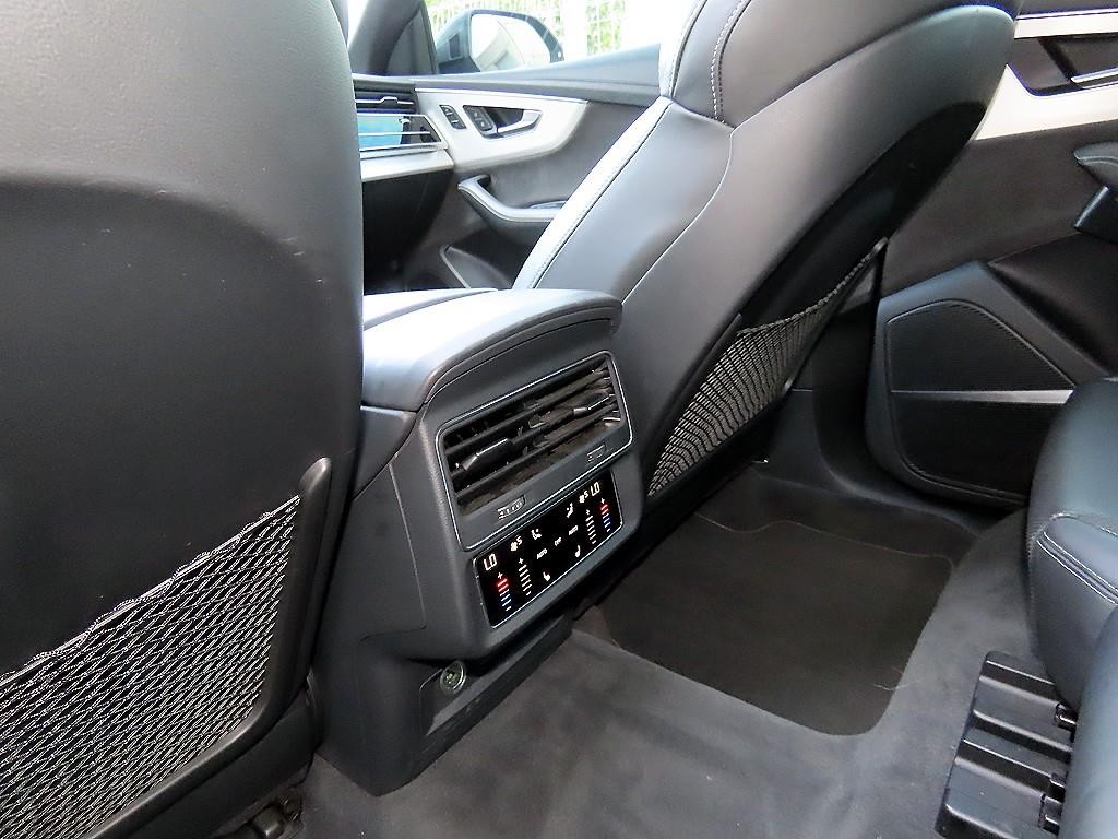 아우디 Q8 50 TDI 콰트로 프리미엄 이미지 14