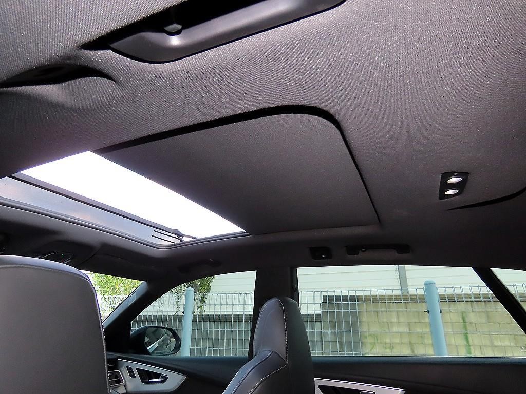 아우디 Q8 50 TDI 콰트로 프리미엄 이미지 15