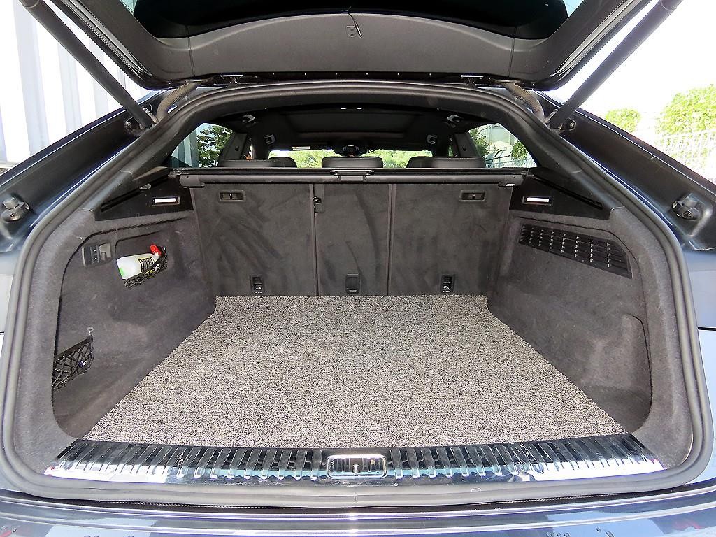 아우디 Q8 50 TDI 콰트로 프리미엄 이미지 16