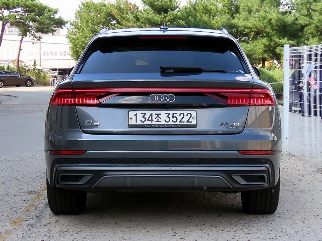 아우디 Q8 50 TDI 콰트로 프리미엄 이미지 4