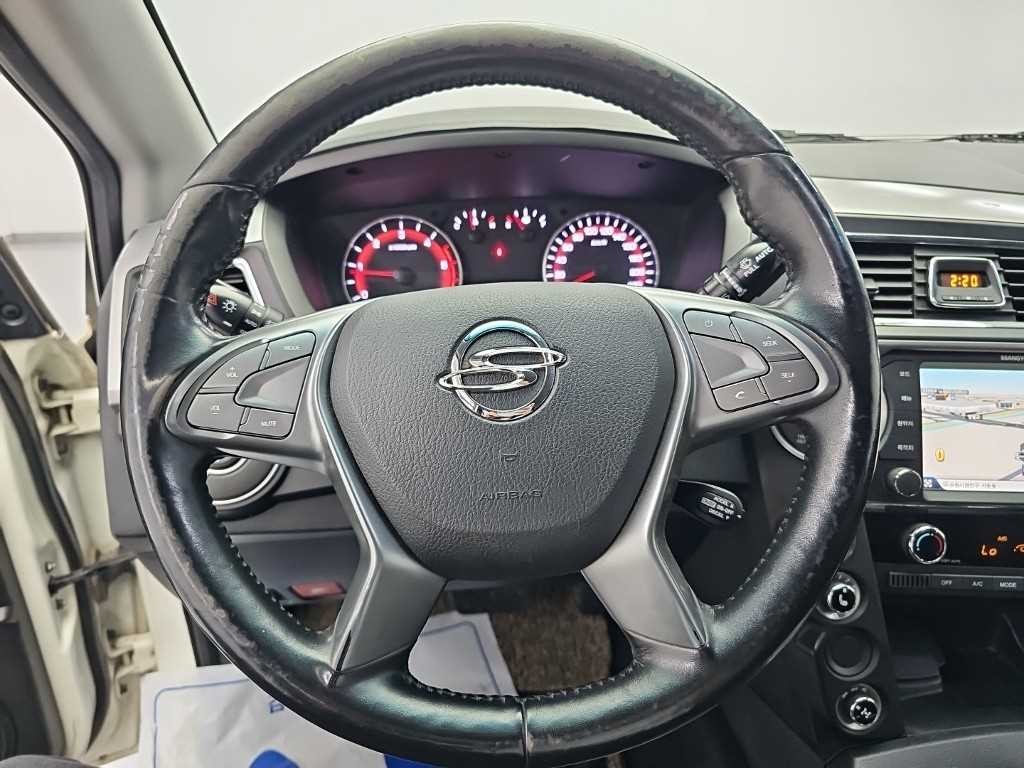 KG모빌리티(쌍용) 코란도 코란도스포츠 디젤 4WD CX7 패션 이미지 9