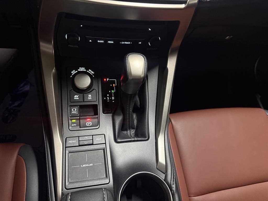 렉서스 NX NX 300h 슈프림 이미지 27