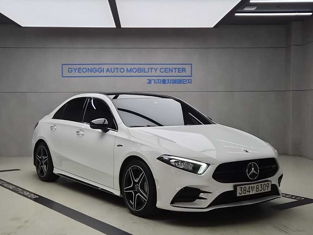 벤츠 A 클래스 A클래스 W177 AMG A35 4MATIC 세단 이미지 1