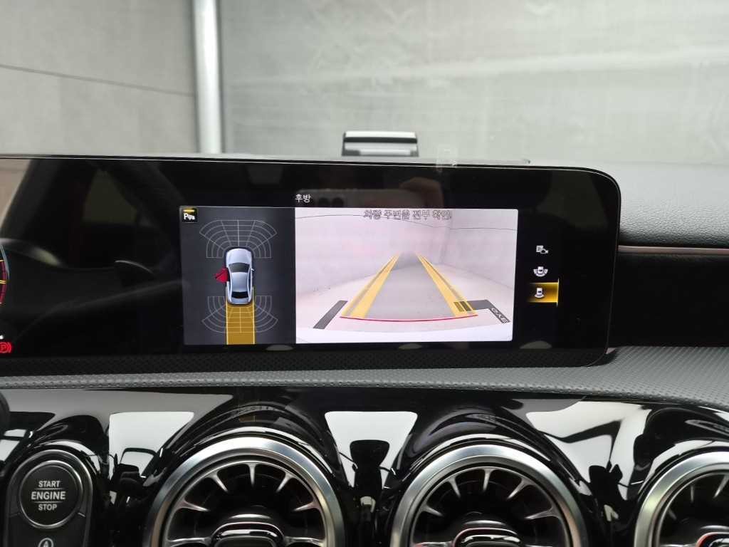 벤츠 A 클래스 A클래스 W177 AMG A35 4MATIC 세단 이미지 14