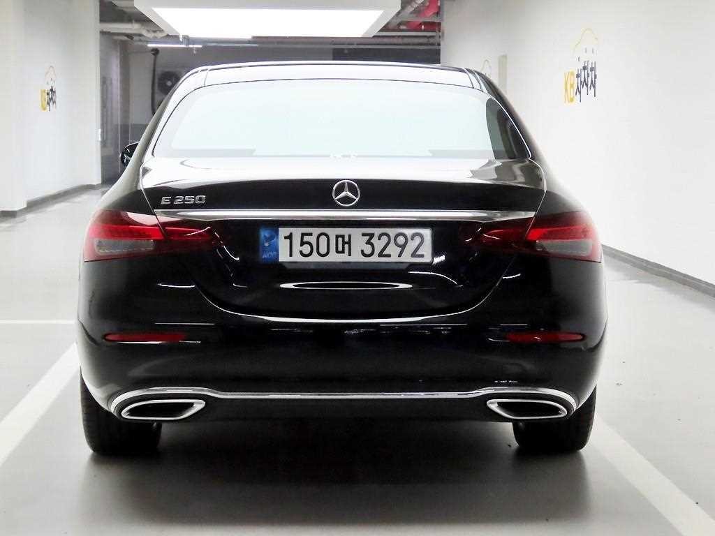 벤츠 E 클래스 E-클래스 W213 E250 익스클루시브 이미지 3