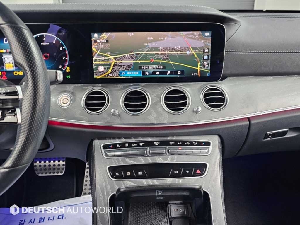 벤츠 E 클래스 E-클래스 W213 E350 4MATIC AMG LINE 이미지 14