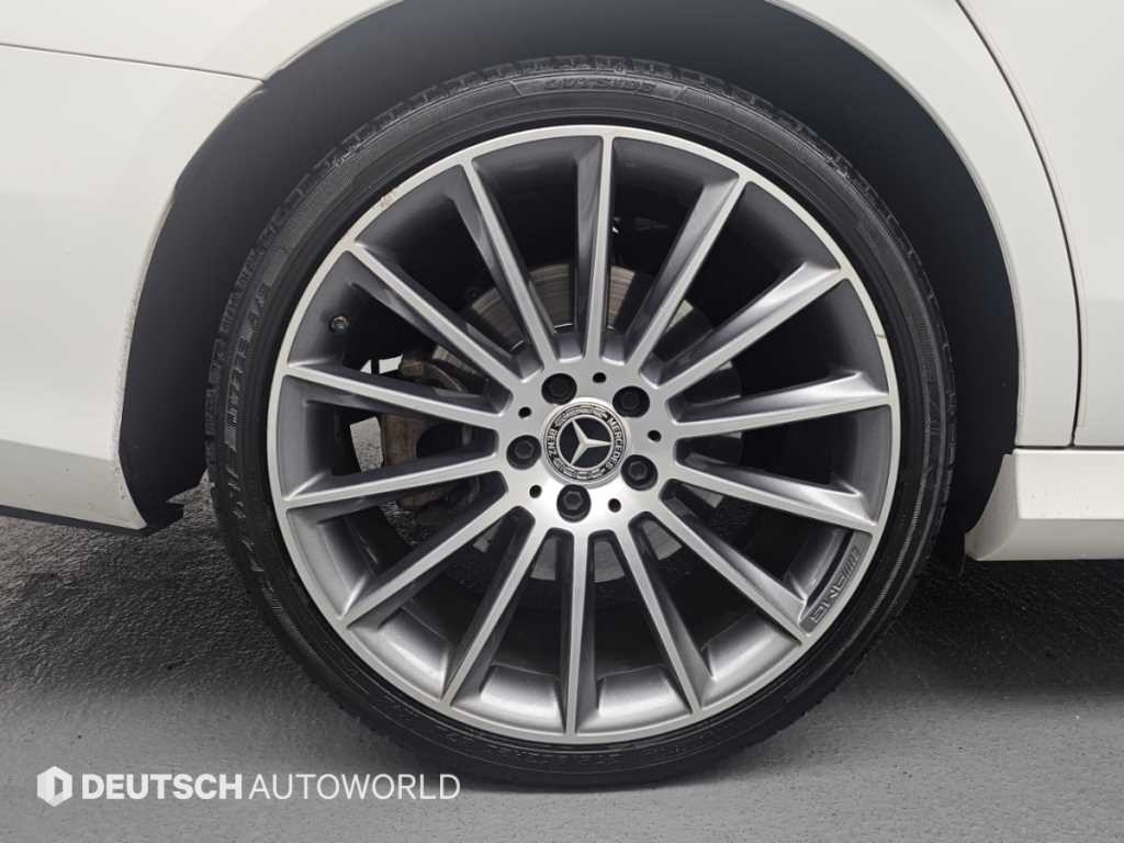 벤츠 E 클래스 E-클래스 W213 E350 4MATIC AMG LINE 이미지 5