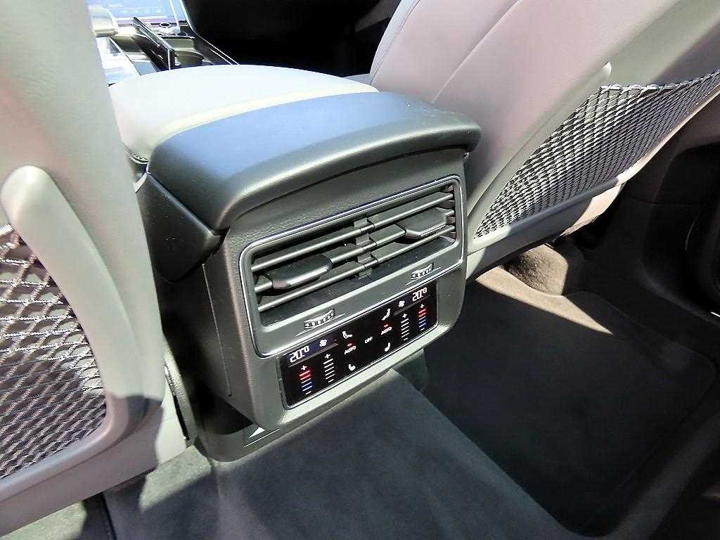 아우디 Q7 Q7 (4M) 50 TDI 콰트로 프리미엄 이미지 17
