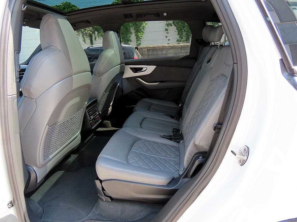 아우디 Q7 Q7 (4M) 50 TDI 콰트로 프리미엄 이미지 6