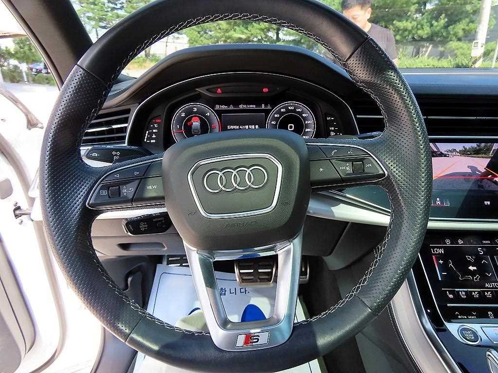 아우디 Q7 Q7 (4M) 50 TDI 콰트로 프리미엄 이미지 8