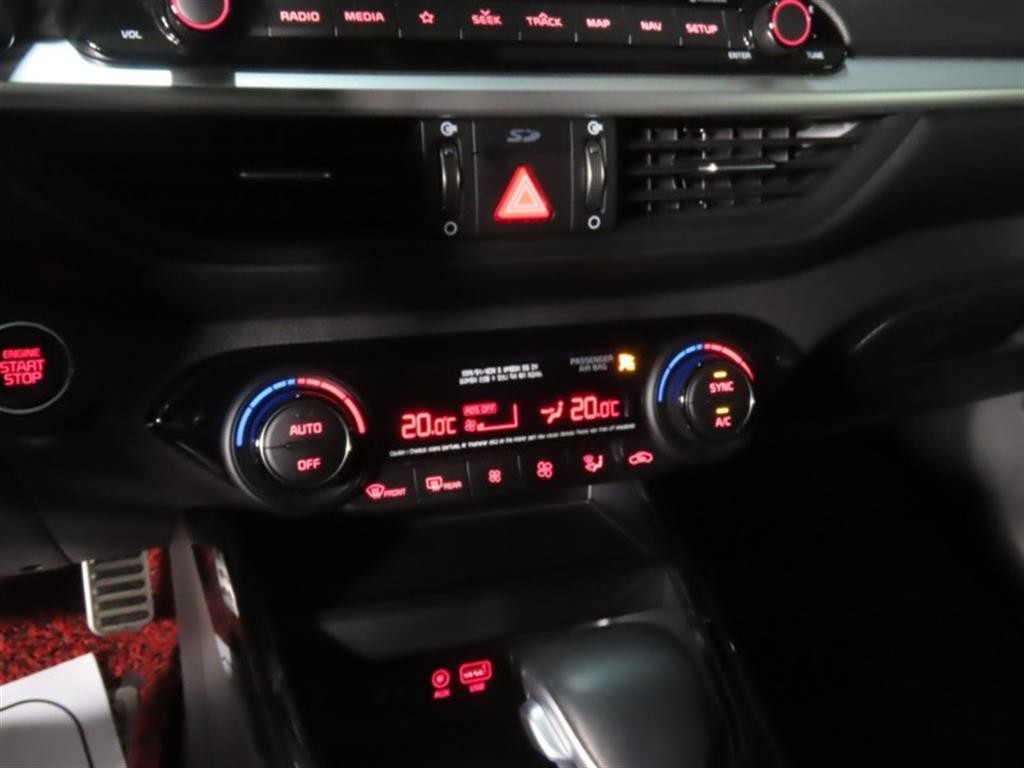 기아 K3 올뉴 K3 5도어 GT 시그니처 이미지 7