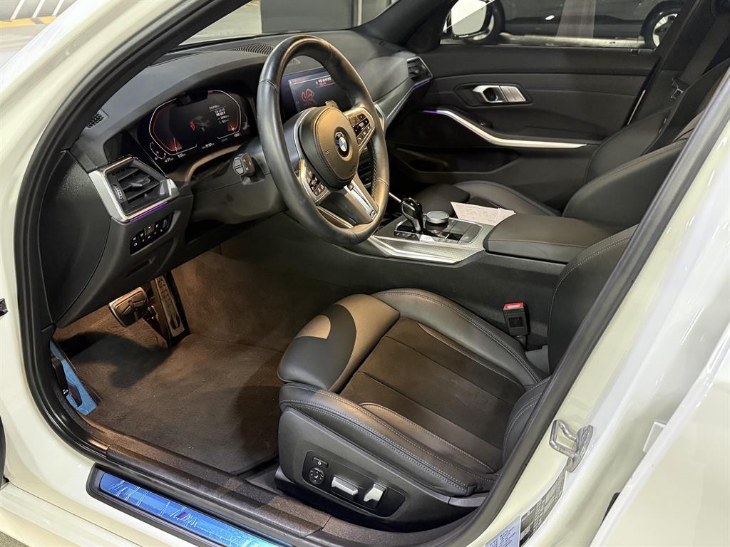 BMW 3시리즈 3시리즈 (G20) 320i M 스포츠 이미지 9