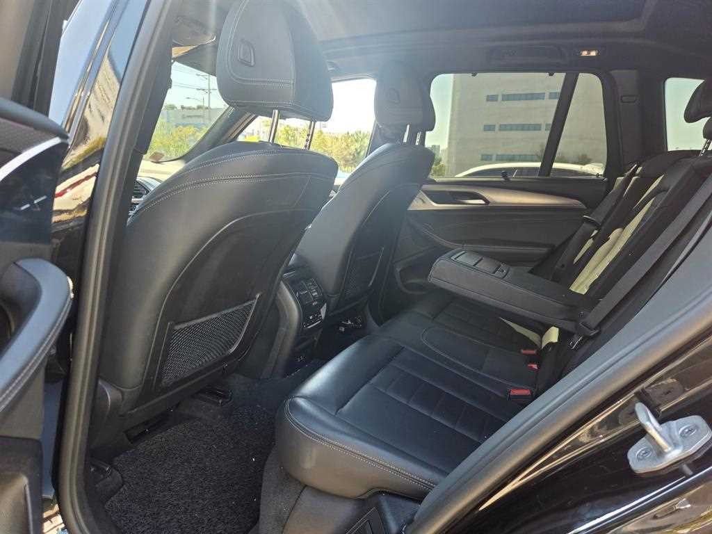 BMW X3 X3 (G01) xDrive 30e M 스포츠 온라인 익스클루시브 에디션 이미지 16