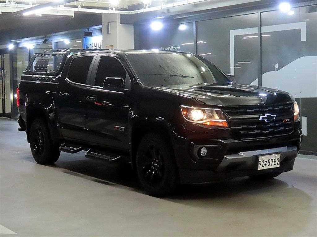 쉐보레 콜로라도 리얼 뉴 콜로라도 3.6 Z71-X 미드나잇 4WD 이미지 1
