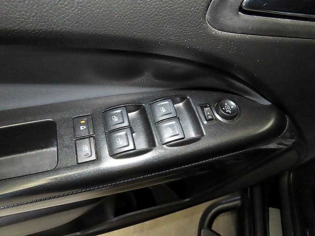 쉐보레 콜로라도 리얼 뉴 콜로라도 3.6 Z71-X 미드나잇 4WD 이미지 13