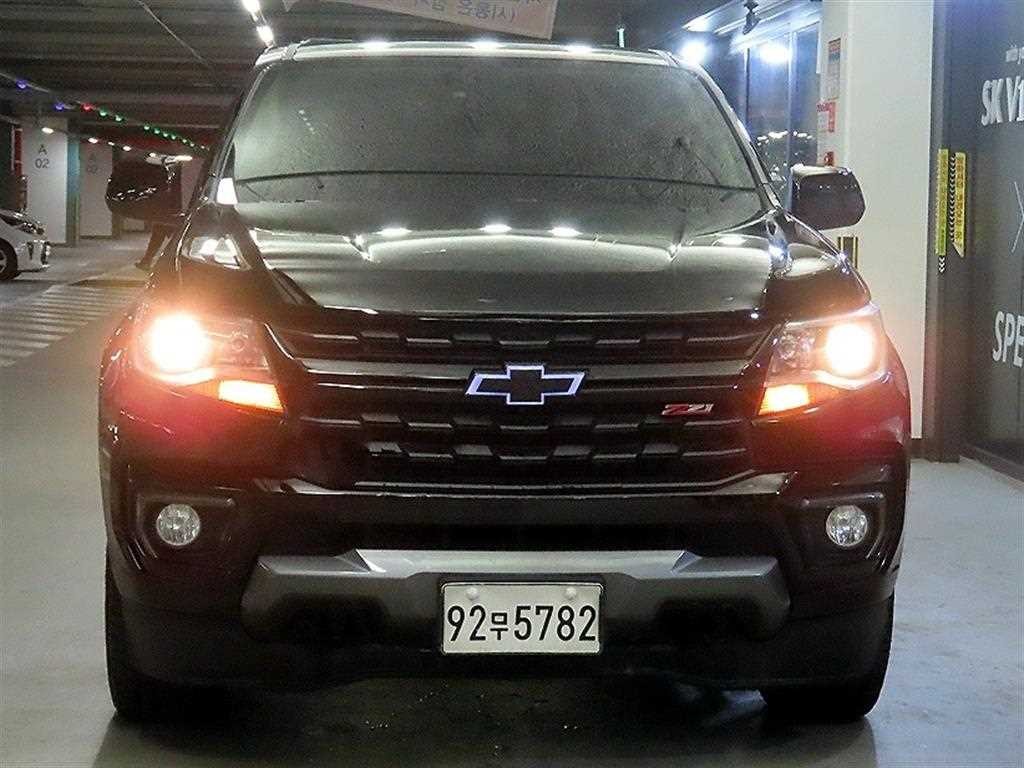 쉐보레 콜로라도 리얼 뉴 콜로라도 3.6 Z71-X 미드나잇 4WD 이미지 2