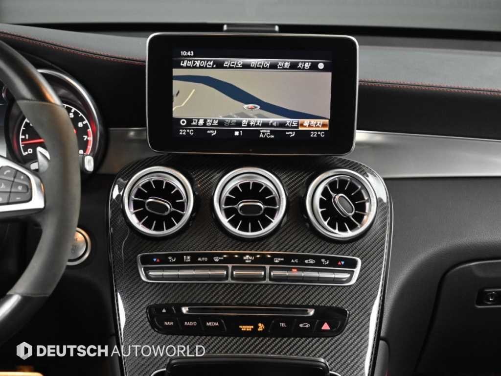 벤츠 GLC 클래스 GLC클래스 X253 AMG GLC 43 4MATIC 쿠페 이미지 14