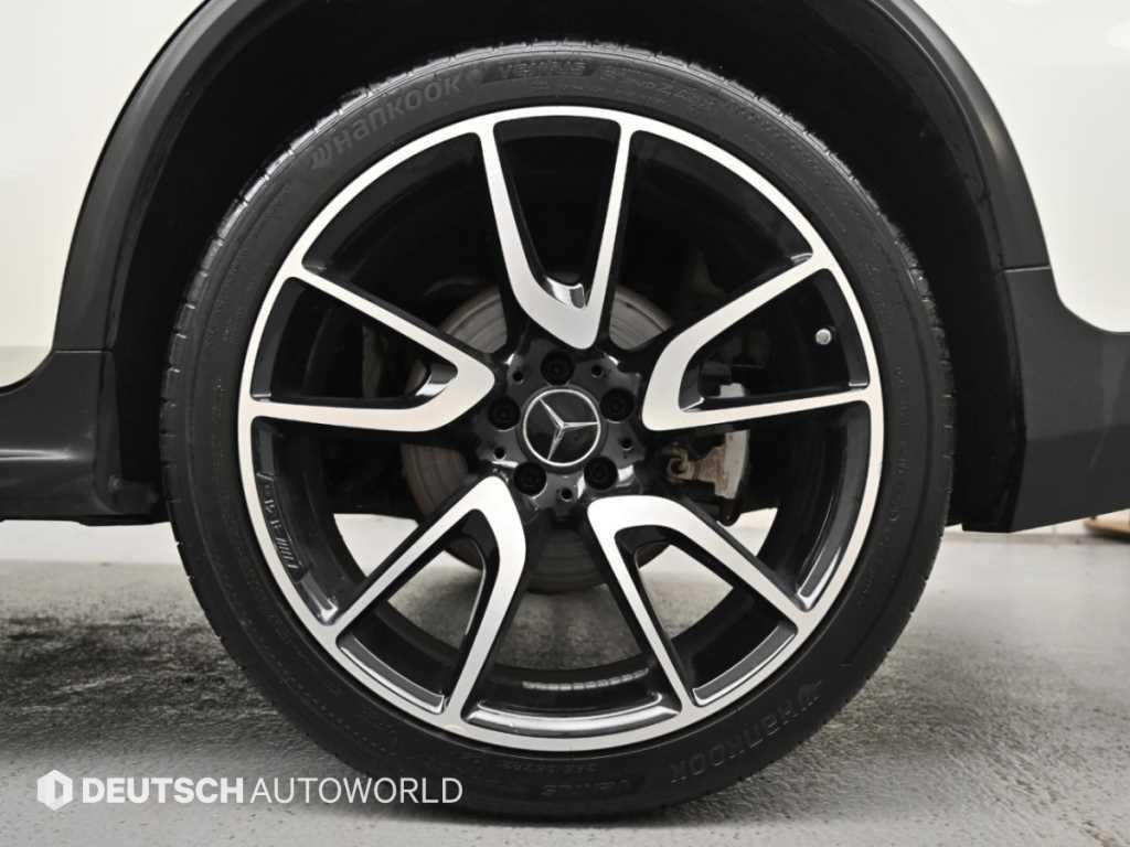 벤츠 GLC 클래스 GLC클래스 X253 AMG GLC 43 4MATIC 쿠페 이미지 5