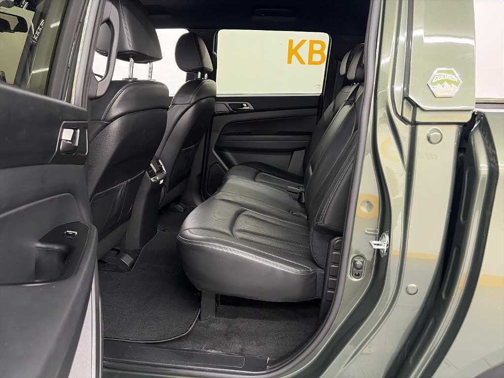 KG모빌리티(쌍용) 렉스턴 더 뉴 렉스턴 스포츠 디젤 2.2 4WD 쿨멘 프레스티지 이미지 12