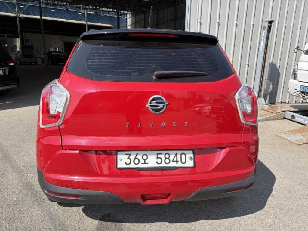 KG모빌리티(쌍용) 티볼리 가솔린 2WD 1.6 LX 최고급형 이미지 2