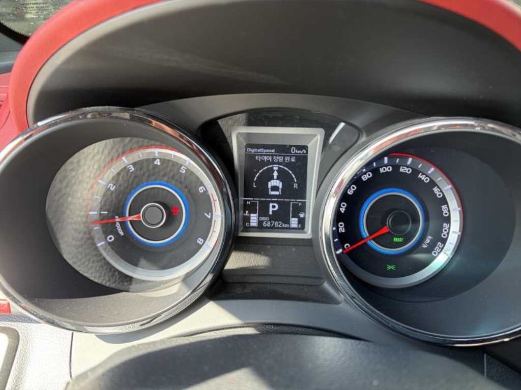 KG모빌리티(쌍용) 티볼리 가솔린 2WD 1.6 LX 최고급형 이미지 3