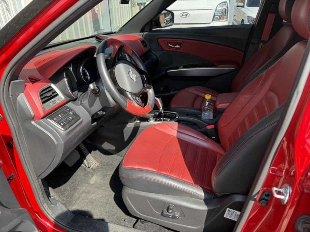 KG모빌리티(쌍용) 티볼리 가솔린 2WD 1.6 LX 최고급형 이미지 4