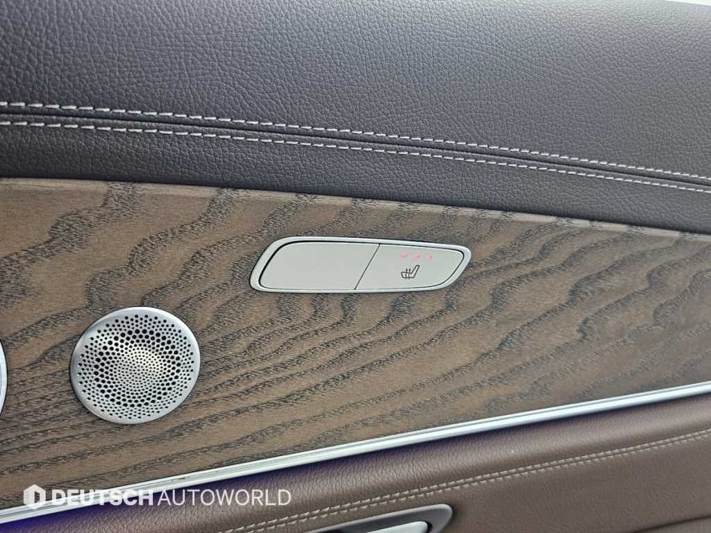 벤츠 E 클래스 E-클래스 W213 E300e 4MATIC 익스클루시브 이미지 16