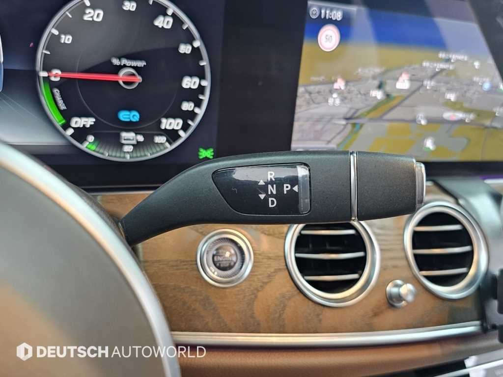 벤츠 E 클래스 E-클래스 W213 E300e 4MATIC 익스클루시브 이미지 9