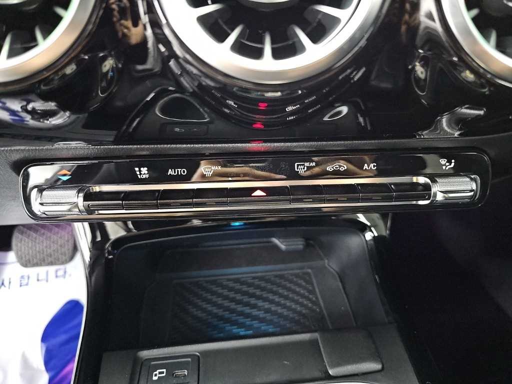 벤츠 A 클래스 A클래스 W177 A220 세단 이미지 10