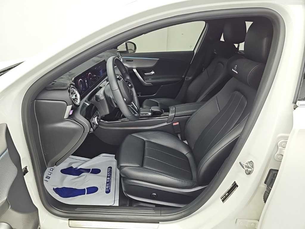 벤츠 A 클래스 A클래스 W177 A220 세단 이미지 11