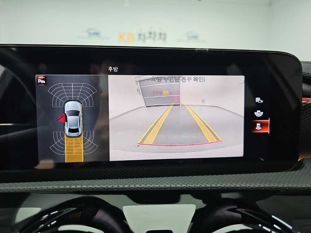 벤츠 A 클래스 A클래스 W177 A220 세단 이미지 14