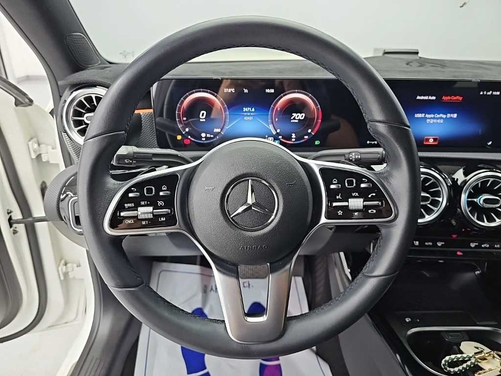 벤츠 A 클래스 A클래스 W177 A220 세단 이미지 9