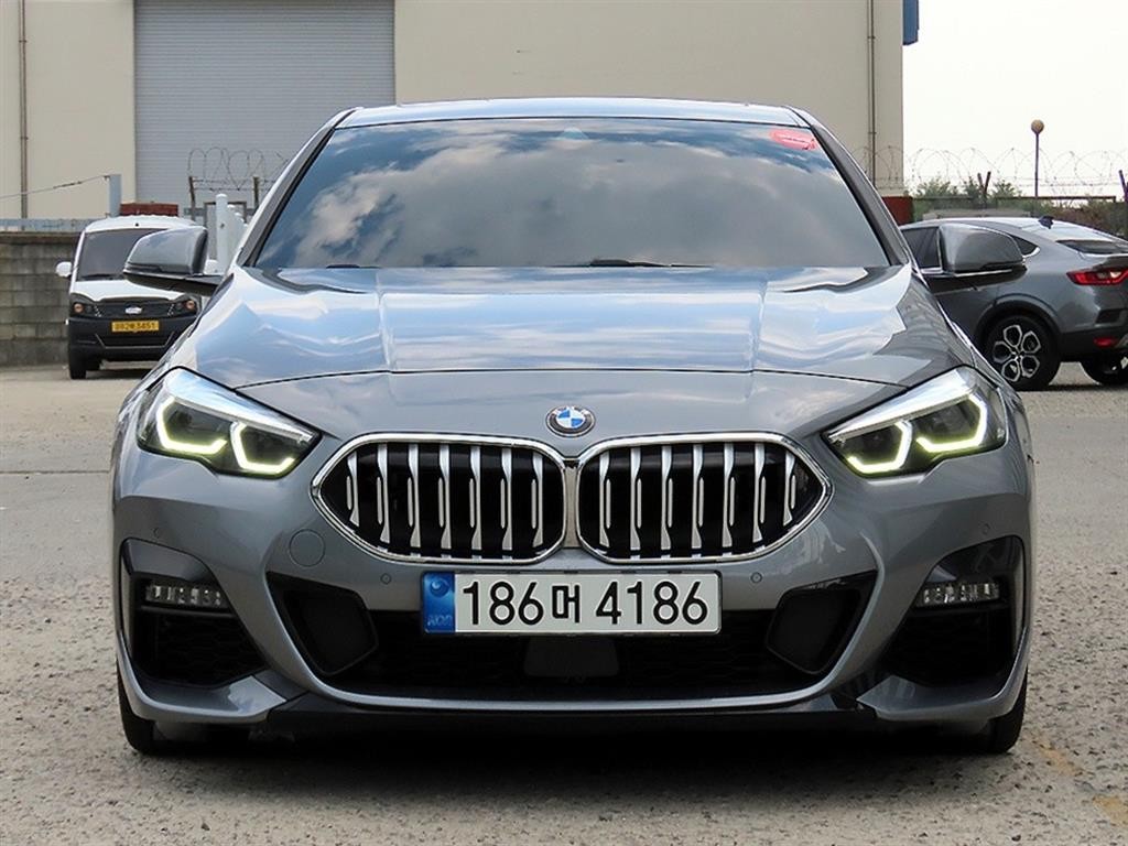 BMW 2시리즈 2시리즈 그란쿠페 (F44) 220i M 스포츠 이미지 1